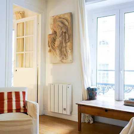Apartament Charming 50 M Cocoon In 10th *