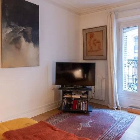 Apartament Charming 50 M Cocoon In 10th